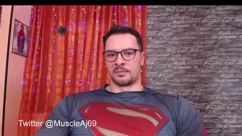 Snapshot of muscleaj69 chatting on 5, 1, 2025 AJ online show from 5, 1, 2025