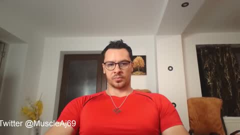 Snapshot of muscleaj69 chatting on 2, 11, 2025 AJ online show from 2, 11, 2025