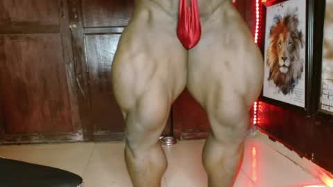 Snapshot of musclegodsammy23 chatting on 29, 5, 2026 musclegod23 online show from 29, 5, 2026