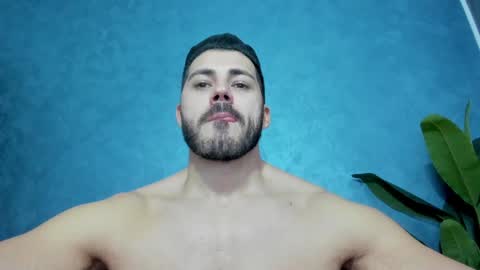 Snapshot of muscularmaster chatting on 27, 1, 2025 muscularmaster onlyfans online show from 27, 1, 2025