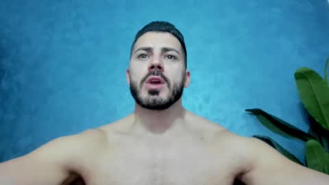 Snapshot of muscularmaster chatting on 16, 2, 2025 muscularmaster onlyfans online show from 16, 2, 2025