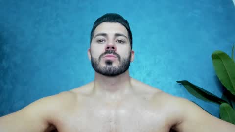 Snapshot of muscularmaster chatting on 24, 2, 2025 muscularmaster onlyfans online show from 24, 2, 2025