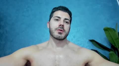 Snapshot of muscularmaster chatting on 4, 3, 2025 muscularmaster onlyfans online show from 4, 3, 2025