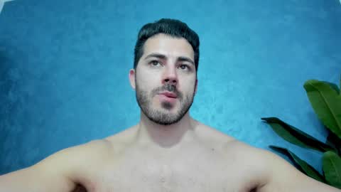 Snapshot of muscularmaster chatting on 5, 3, 2025 muscularmaster onlyfans online show from 5, 3, 2025