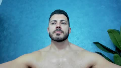 Snapshot of muscularmaster chatting on 12, 3, 2025 muscularmaster onlyfans online show from 12, 3, 2025