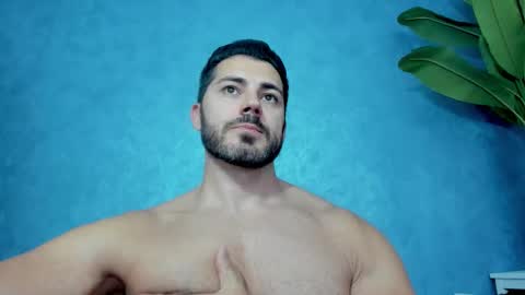 Snapshot of muscularmaster chatting on 10, 9, 2025 muscularmaster onlyfans online show from 10, 9, 2025