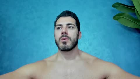 Snapshot of muscularmaster chatting on 12, 9, 2025 muscularmaster onlyfans online show from 12, 9, 2025