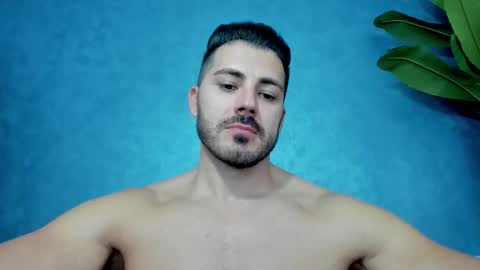 Snapshot of muscularmaster chatting on 23, 9, 2025 muscularmaster onlyfans online show from 23, 9, 2025