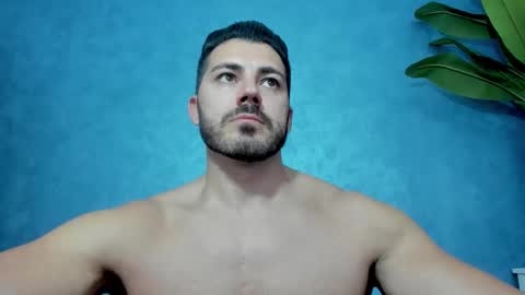 Snapshot of muscularmaster chatting on 28, 9, 2025 muscularmaster onlyfans online show from 28, 9, 2025