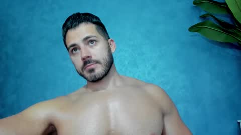 Snapshot of muscularmaster chatting on 29, 9, 2025 muscularmaster onlyfans online show from 29, 9, 2025