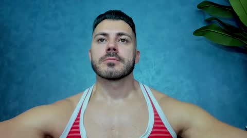 Snapshot of muscularmaster chatting on 9, 10, 2025 muscularmaster onlyfans online show from 9, 10, 2025