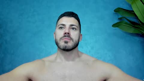 Snapshot of muscularmaster chatting on 15, 10, 2025 muscularmaster onlyfans online show from 15, 10, 2025