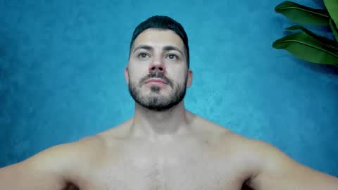 Snapshot of muscularmaster chatting on 15, 10, 2025 muscularmaster onlyfans online show from 15, 10, 2025