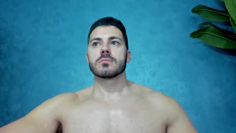 Snapshot of muscularmaster chatting on 20, 10, 2025 muscularmaster onlyfans online show from 20, 10, 2025