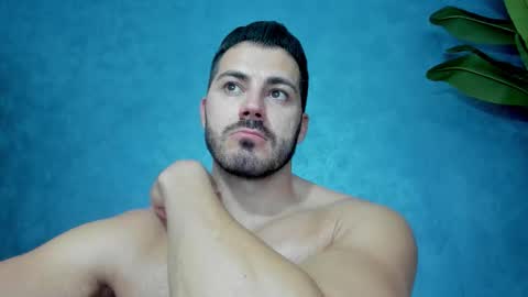 Snapshot of muscularmaster chatting on 21, 10, 2025 muscularmaster onlyfans online show from 21, 10, 2025