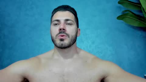 Snapshot of muscularmaster chatting on 22, 10, 2025 muscularmaster onlyfans online show from 22, 10, 2025