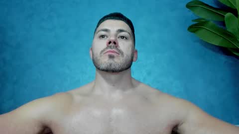 Snapshot of muscularmaster chatting on 2, 11, 2025 muscularmaster onlyfans online show from 2, 11, 2025