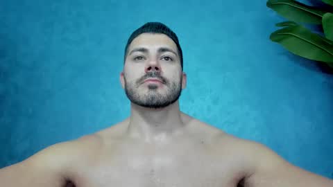 Snapshot of muscularmaster chatting on 7, 11, 2025 muscularmaster onlyfans online show from 7, 11, 2025