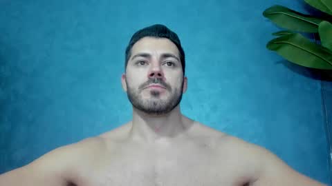 Snapshot of muscularmaster chatting on 18, 11, 2025 muscularmaster onlyfans online show from 18, 11, 2025