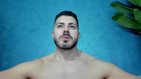 Snapshot of muscularmaster chatting on 28, 11, 2025 muscularmaster onlyfans online show from 28, 11, 2025