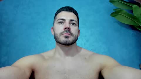 Snapshot of muscularmaster chatting on 1, 12, 2025 muscularmaster onlyfans online show from 1, 12, 2025