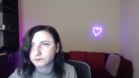 Jeneva online show from 5, 12, 2025