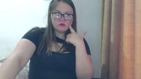 musechic_wild online show from 4, 4, 2026