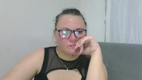 musechic_wild online show from 15, 4, 2026