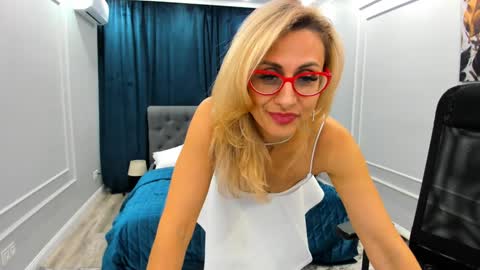 Snapshot of museofstage chatting on 15, 1, 2025 Diana online show from 15, 1, 2025