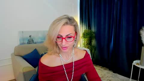 Snapshot of museofstage chatting on 11, 5, 2026 Diana online show from 11, 5, 2026