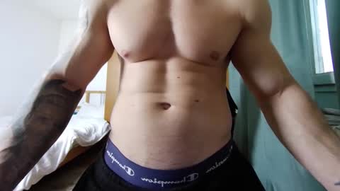 Snapshot of muslejoker chatting on 21, 12, 2025 musle joker online show from 21, 12, 2025