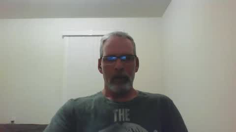 Snapshot of mustang_daddy chatting on 5, 11, 2025 307MountainMan online show from 5, 11, 2025