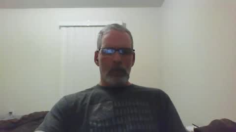 Snapshot of mustang_daddy chatting on 15, 11, 2025 307MountainMan online show from 15, 11, 2025