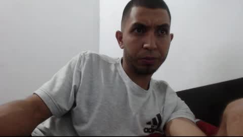 Snapshot of muyganoso24 chatting on 13, 11, 2025 muyganoso24 online show from 13, 11, 2025