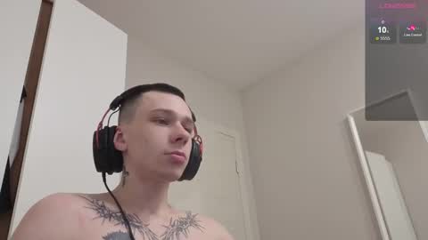 Snapshot of mvpzxc chatting on 24, 9, 2025 1x1 online show from 24, 9, 2025