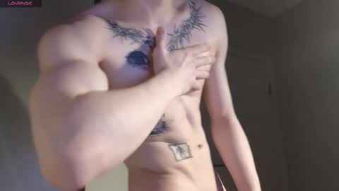 Snapshot of mvpzxc chatting on 26, 10, 2025 1x1 online show from 26, 10, 2025