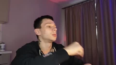 Snapshot of mvpzxc chatting on 30, 10, 2025 1x1 online show from 30, 10, 2025