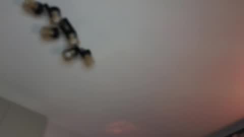 Snapshot of mvpzxc chatting on 3, 11, 2025 1x1 online show from 3, 11, 2025