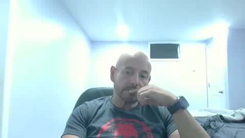 Snapshot of mworlton9 chatting on 9, 9, 2025 Maximus online show from 9, 9, 2025