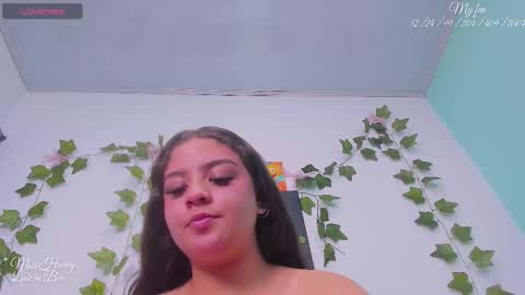 Sara IG   online show from 7, 11, 2025