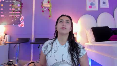 Snapshot of my_aleja_ chatting on 13, 10, 2025 my_aleja_ online show from 13, 10, 2025