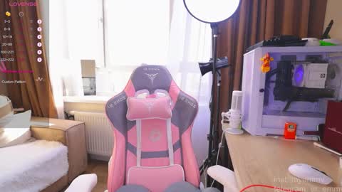 Emmy online show from 28, 2, 2026