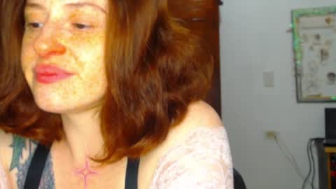 Snapshot of my_kind_of_love chatting on 4, 4, 2026 sara i know you love me xoxox online show from 4, 4, 2026