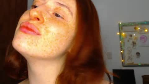 Snapshot of my_kind_of_love chatting on 6, 4, 2026 sara i know you love me xoxox online show from 6, 4, 2026