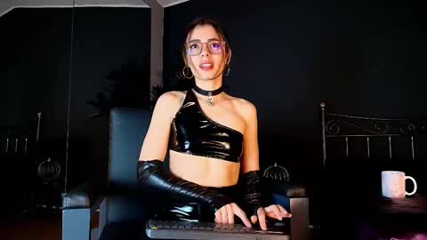 Snapshot of my_maite chatting on 12, 2, 2025 Maite online show from 12, 2, 2025