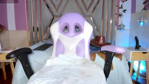 Snapshot of mya_blaze chatting on 13, 9, 2025 mya_blaze online show from 13, 9, 2025