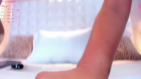 Snapshot of mya_evans chatting on 19, 12, 2024 Mariana Evans online show from 19, 12, 2024