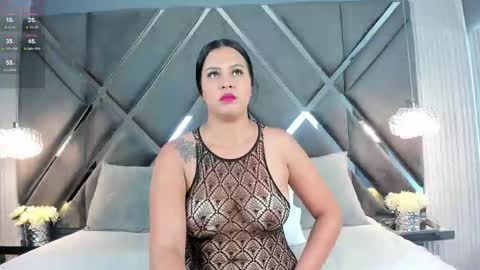 Snapshot of mya_evans chatting on 27, 11, 2025 Mariana Evans online show from 27, 11, 2025