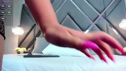 Mariana Evans online show from 17, 12, 2025