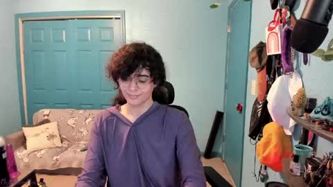 Snapshot of myceliummouse chatting on 13, 4, 2026 Grace online show from 13, 4, 2026